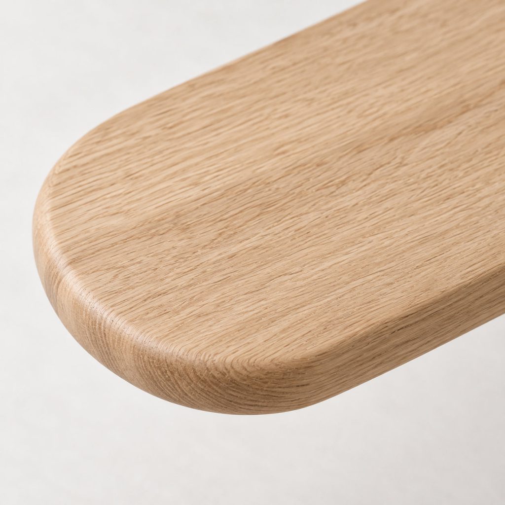 Line Bench — A rounded edge.
